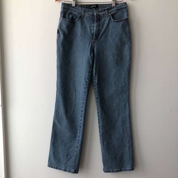 Cambio Light Wash High Waisted Mom Jeans - Picture 4 of 6